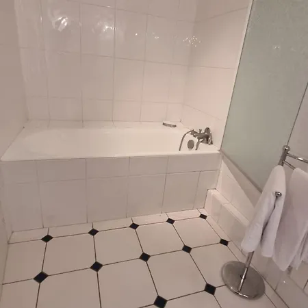 فندق Centre Yoga Bellevue 3*
